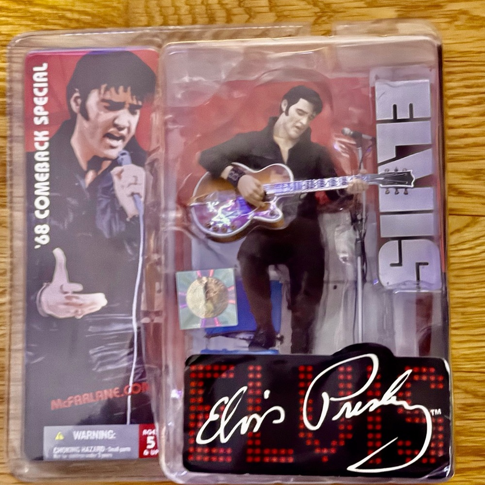 2004 Elvis 68 Comeback Special Figure​